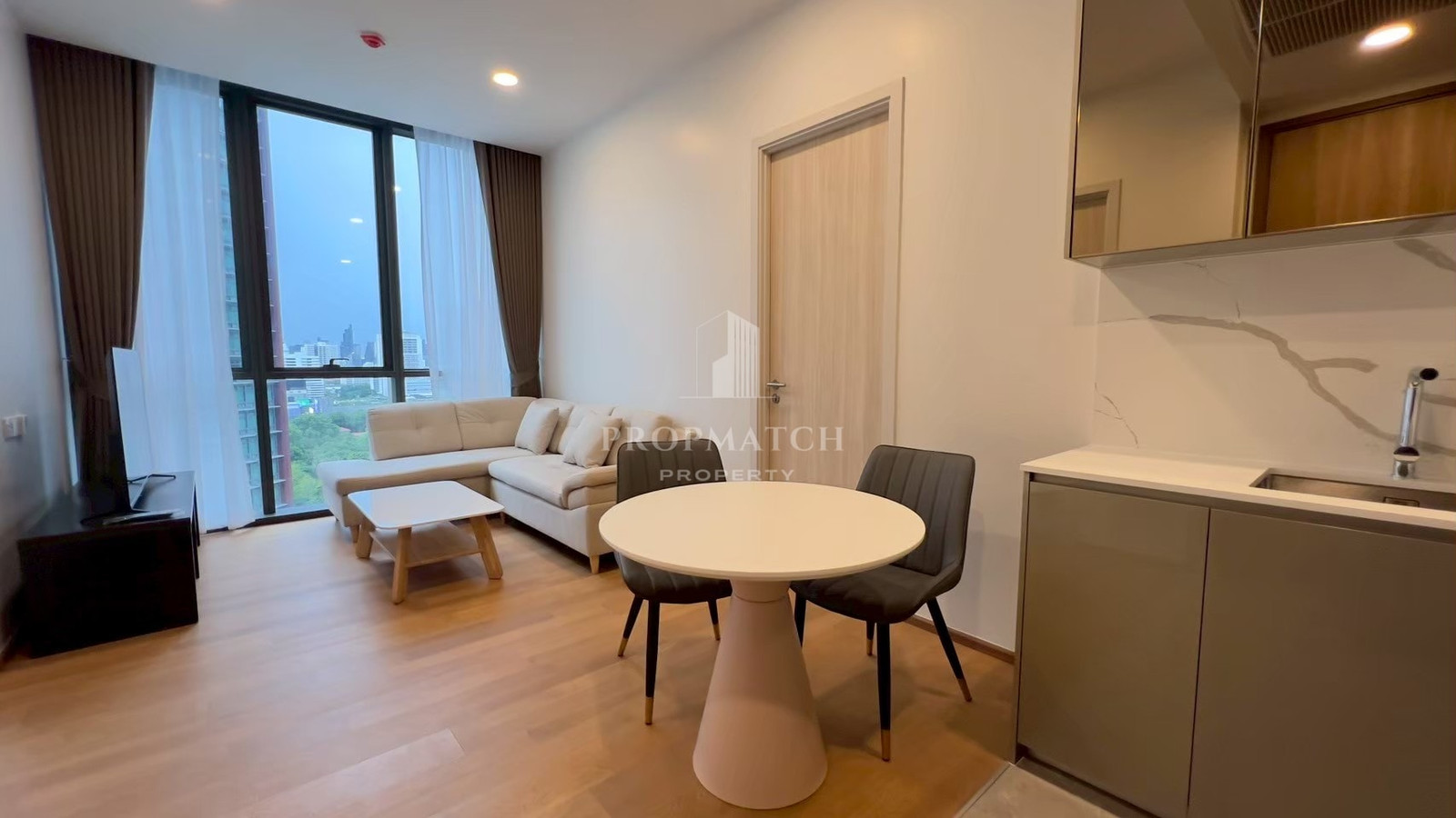 ✨Flash Deal ✨Wish Signature II Midtown Siam ( 2Bed 2Bath 58SQM.) พร้อมอยู่ ! เพียง 14,000,000 บาท Tel.0981315848 @propmatch 