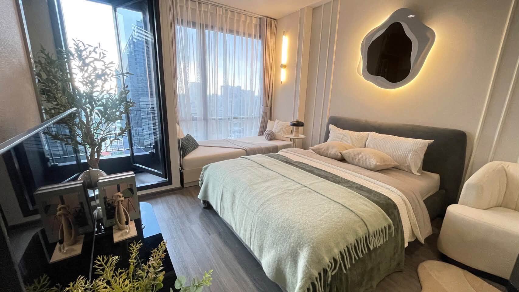 🔥Rent Now🔥 Ideo Mobi Rangnam, near BTS Victory Monument Station. Fully furnished and ready to move in.