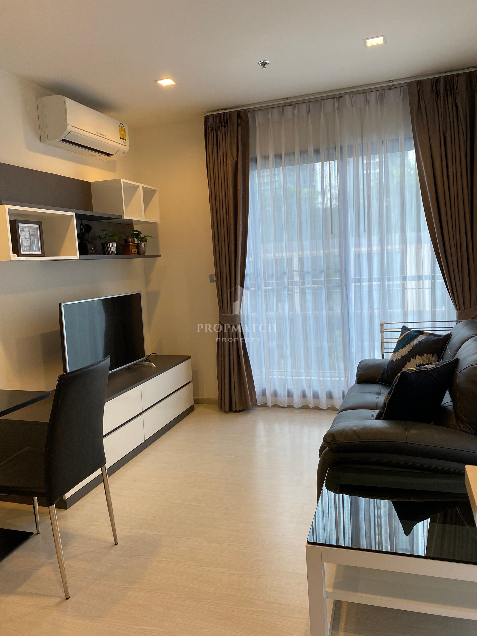 ✨Flash Deal ✨Rhythm Sukhumvit 36-38 ( 1Bed 1Bath 50SQM.) พร้อมอยู่ ! เพียง 28,000 บาทต่อเดือน Tel.0981315848@propmatch 