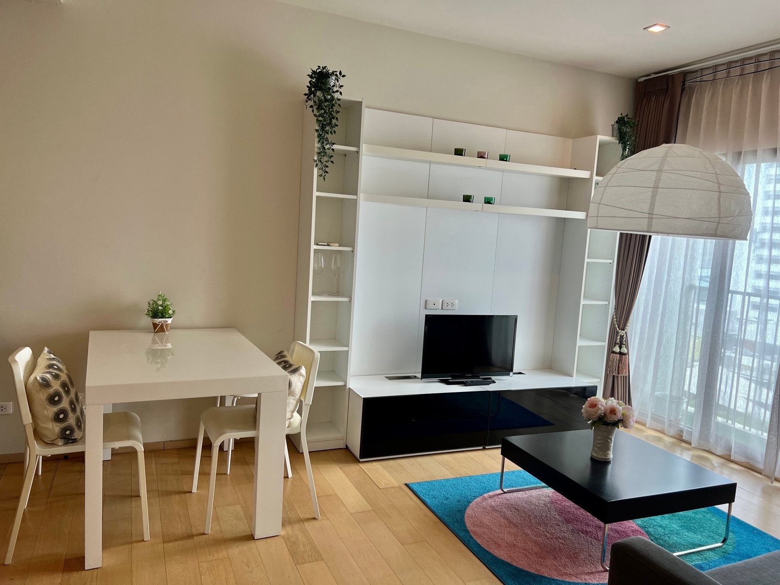 คอนโด Noble reform ( โนเบิล รีฟอร์ม) ให้เช่า ขนาด one bedroom เนื้อที่ 54 ตรม. ตกแต่งพร้อมอยู่ เครื่องใข้ไฟฟ้าพร้อม  – รูปที่ 3
