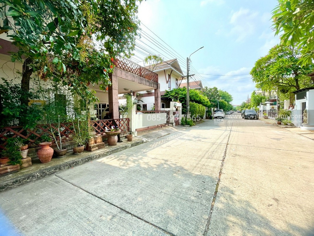 ขายบ้านเดี่ยว 2 ชั้น ติดถนนสุวินทวงศ์ หมู่บ้านจันทร์บัวสวย พื้นที่ 50 ตารางวา บ้านสภาพดีมาก ขายเพียง 4 ล้านบาทเท่านั้น ทำเลดี โครงการติดกับโรงเรียนสารสาสน์วิเทศมีนบุรี – รูปที่ 4