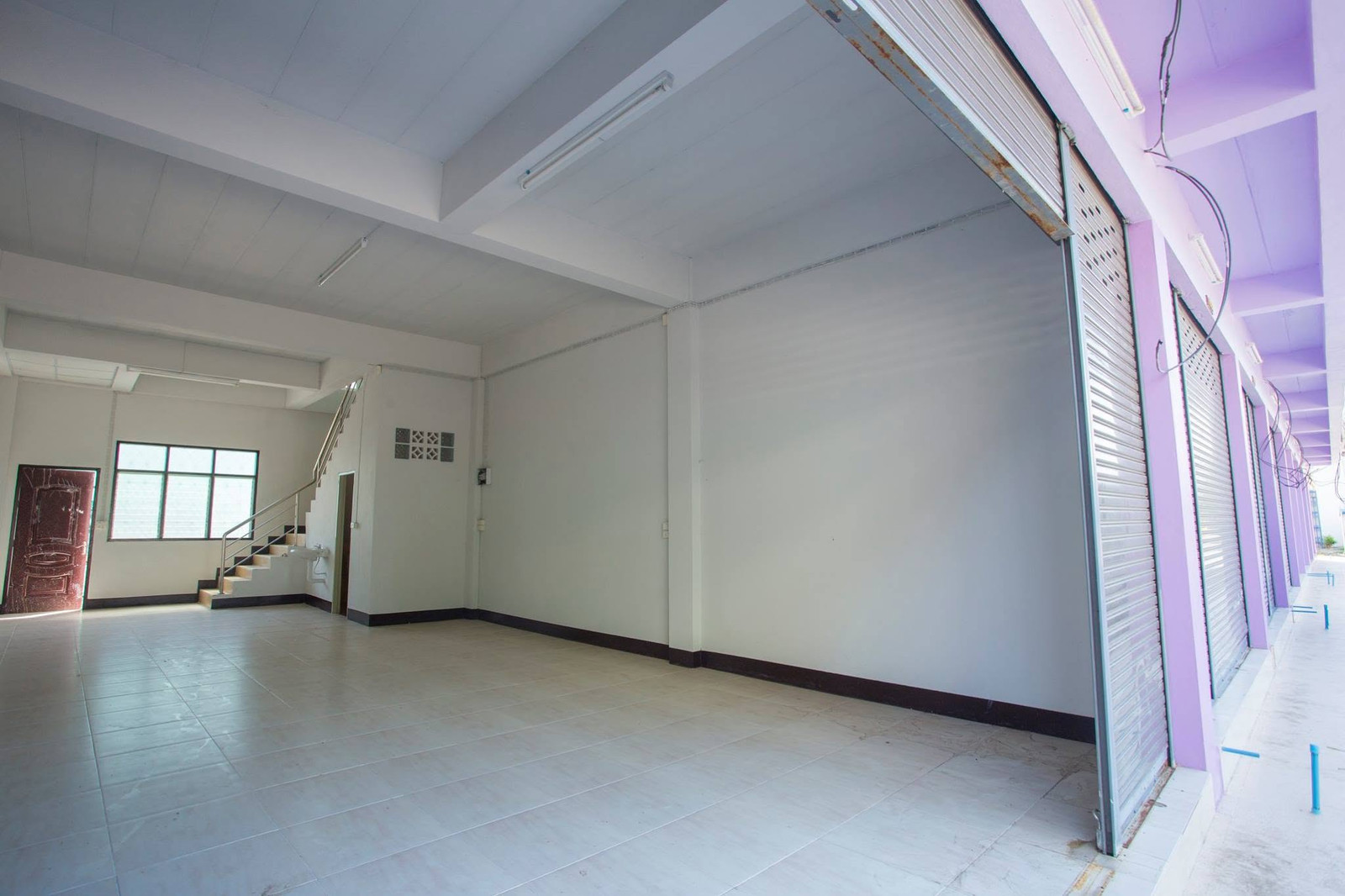 ขายอาคารพาณิชย์ หน้าวัดนครสวรรค์ 3 ชั้น 2 ห้องนอน 2 ห้องน้ำ  – รูปที่ 4