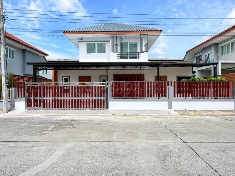ขายบ้านเดี่ยว 2 ชั้น หลังใหญ่ 54.9 ตร.ว. ม.เพ็ญศิริ 4 เลียบวารี 25/1 หนองจอก 5 นอน 3 น้ำ แต่งสวยพร้อมอยู่ เพียง 3.89 ล้านบาท ขายบ้านเดี่ยว 2 ชั้น หลังใหญ่ 54.9 ตร.ว. ม.เพ็ญศิริ 4 เลียบวารี 25/1 หนองจอก 5 นอน 3 น้ำ แต่งสวยพร้อมอยู่ เพียง 3.89 ล้านบาท