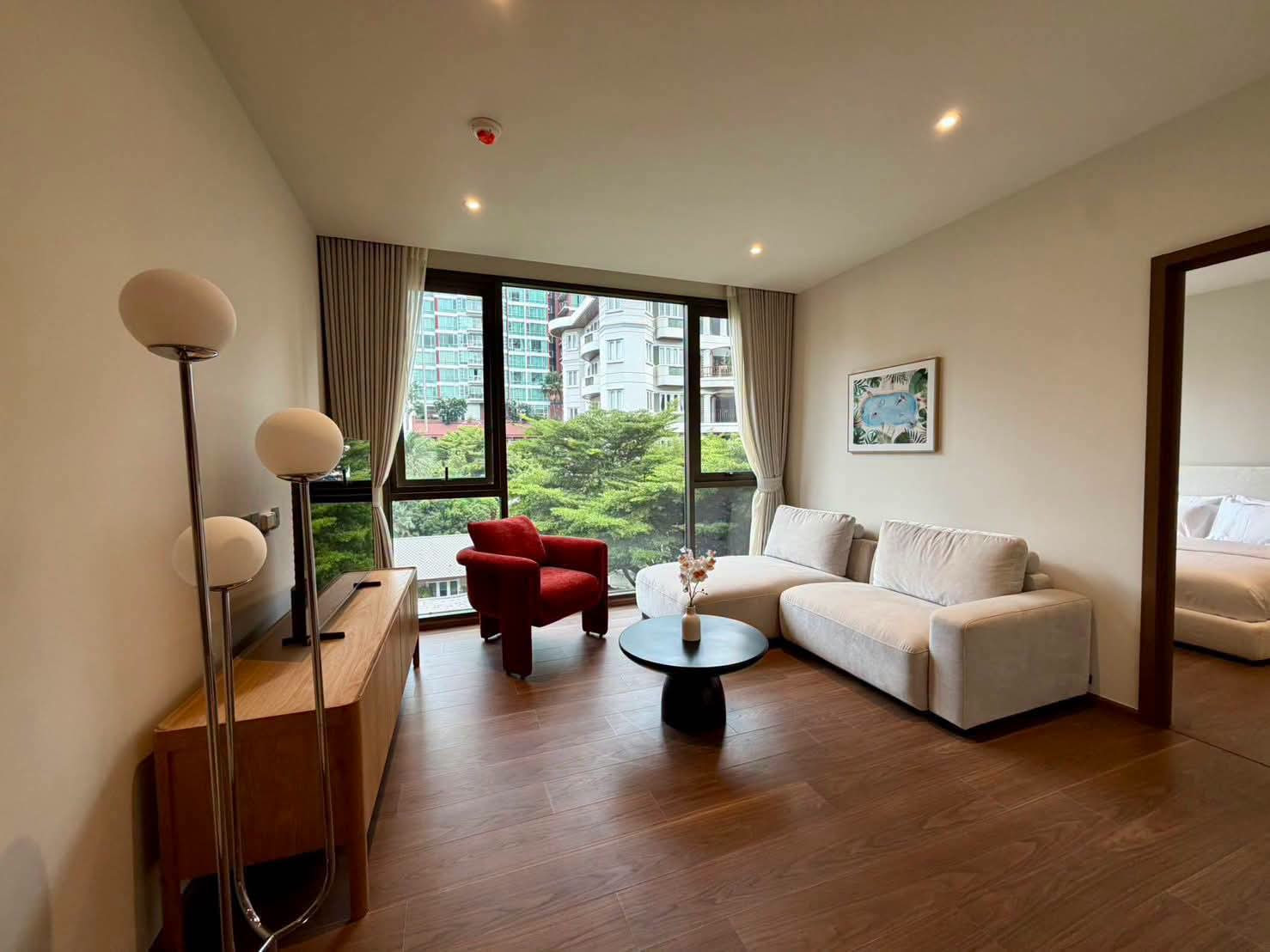 2 Bedrooms starting at 100,000 baht/month Pet friendly 🐶🐱 ✨ New room | New building, if interested call 088-2389494