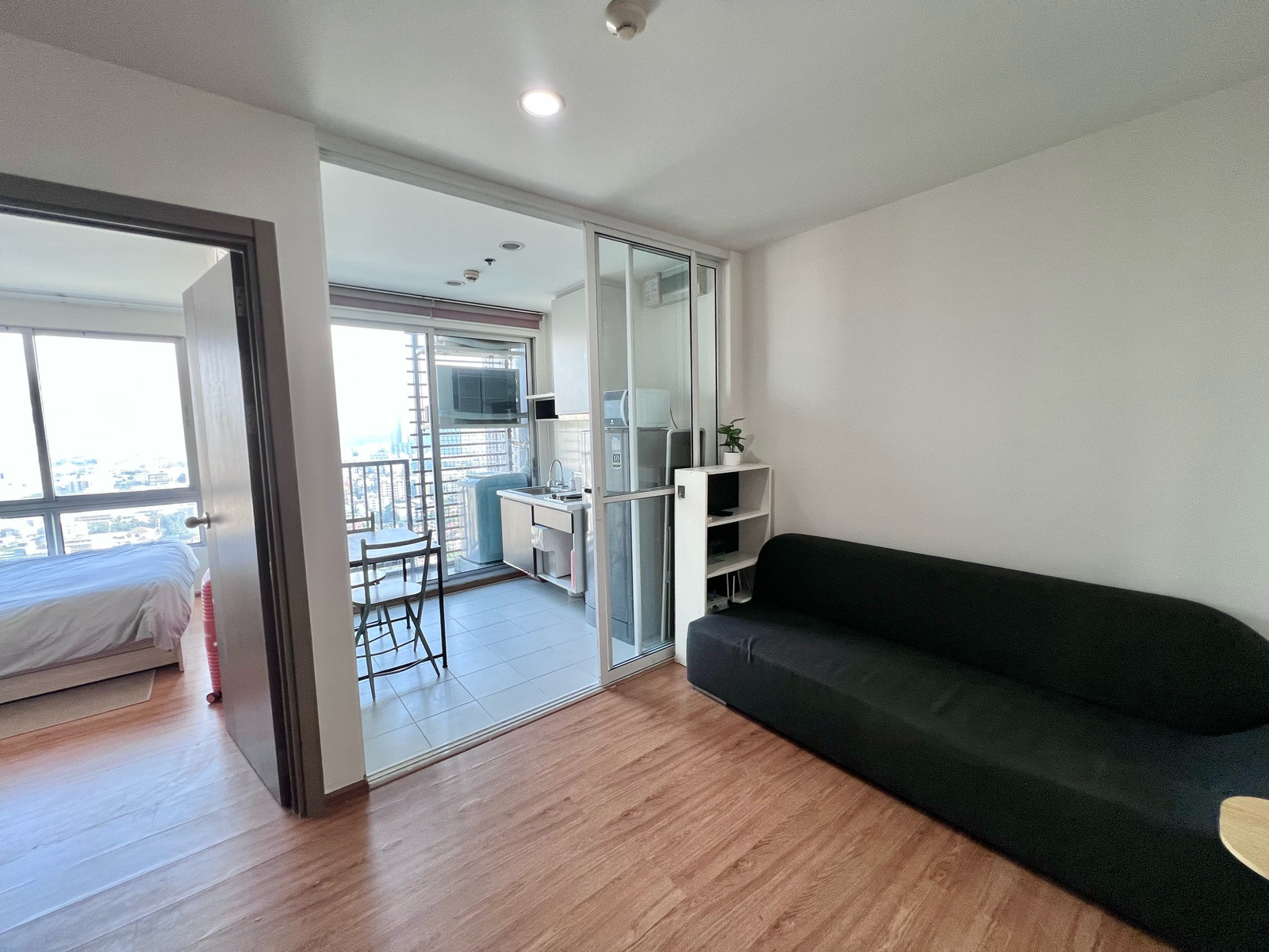 THE BASE Sukhumvit 77 1Bed1 Bath High floor 30.34sqm Call: 0635925888