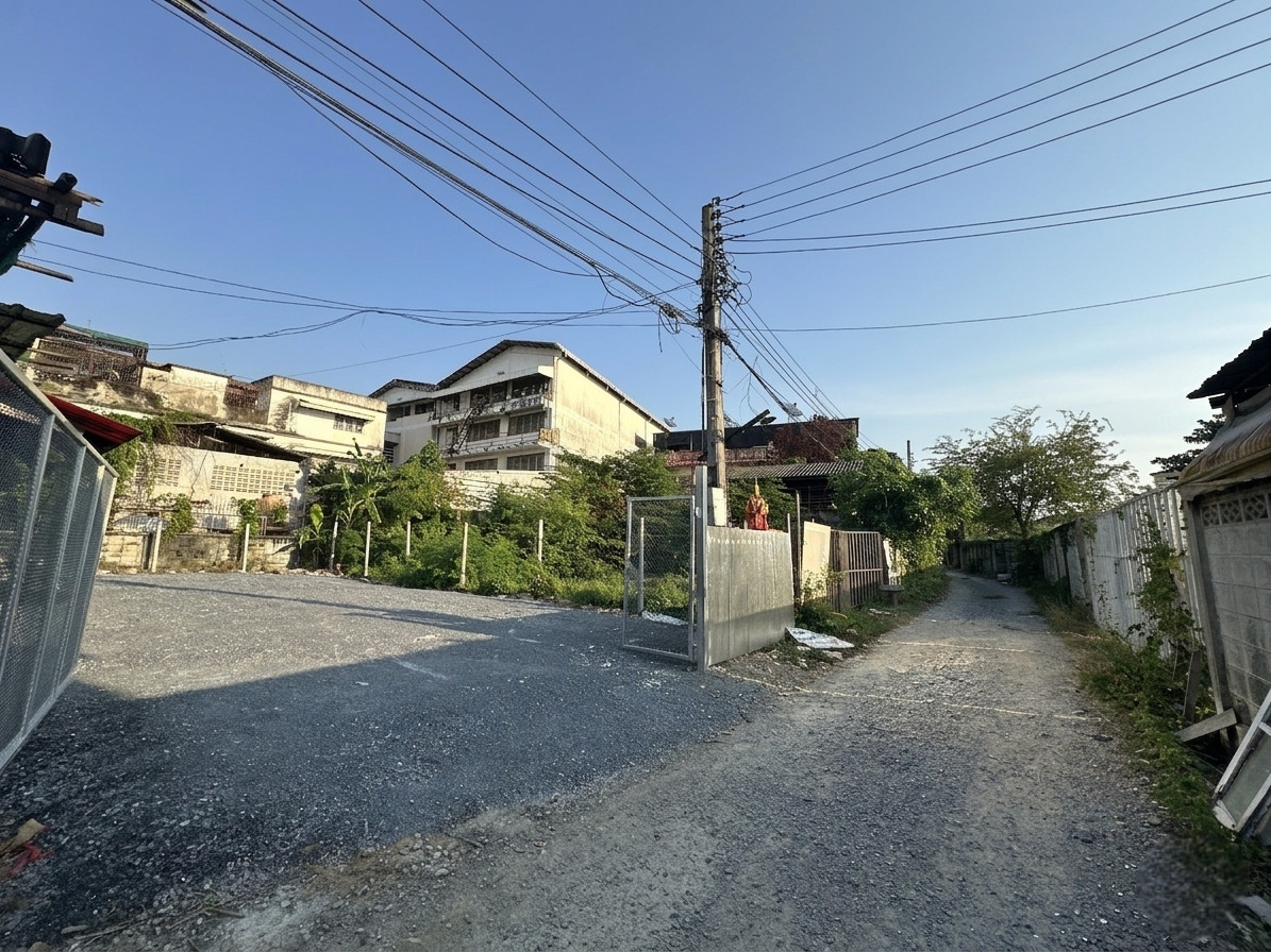 99728 - Land for sale, good location, Bang Waek area, Phasi Charoen District.