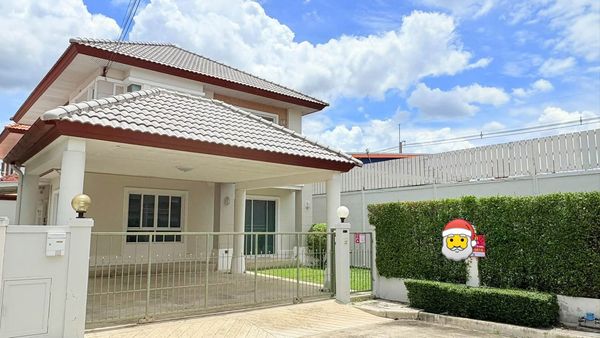 🏡 ให้เช่า บ้านเดี่ยวหลังมุม ชวนชื่นซิตี้ ไพร์ม พาร์ค วัชรพล 3 ห้องนอน 3 ห้องน้ำ บ้านกว้าง ฟังก์ชันครบ มีพื้นที่รอบบ้านเป็นส่วนตัว พร้อมห้องอเนกประสงค์ชั้นล่าง 🐶 เลี้ยงสัตว์ได้ 💰 ค่าเช่า 30,000 บาท/เดือน
