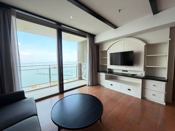 2-bedroom condo for rent at Marina Bayfront Sriracha, 25th floor, 180° sea view.
