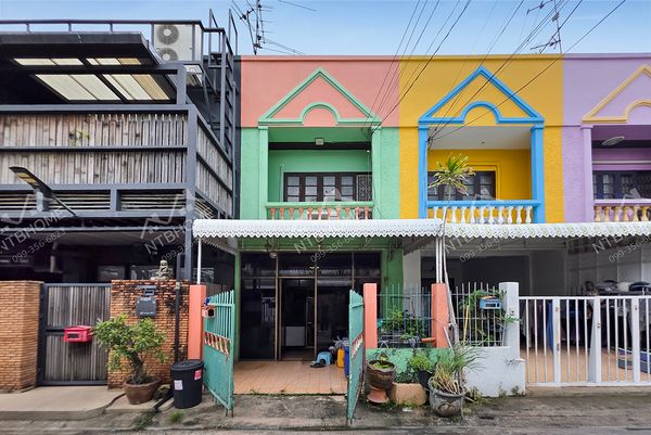 Jongsuk Village, Wong Sawang 19, complete extension, near King Mongkuts University of Technology North Bangkok.
