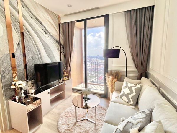 Oka Haus / Oka Haus Sukhumvit 36 ​​(DL-02) / line: @condo66