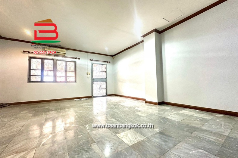 2-story townhouse, area 22.5 sq m, Sathaporn Village. Soi Rangsit-Nakhon Nayok 73, Rangsit-Nakhon Nayok Road, Bueng Yitho Subdistrict, Thanyaburi District, Pathum Thani – รูปที่ 2