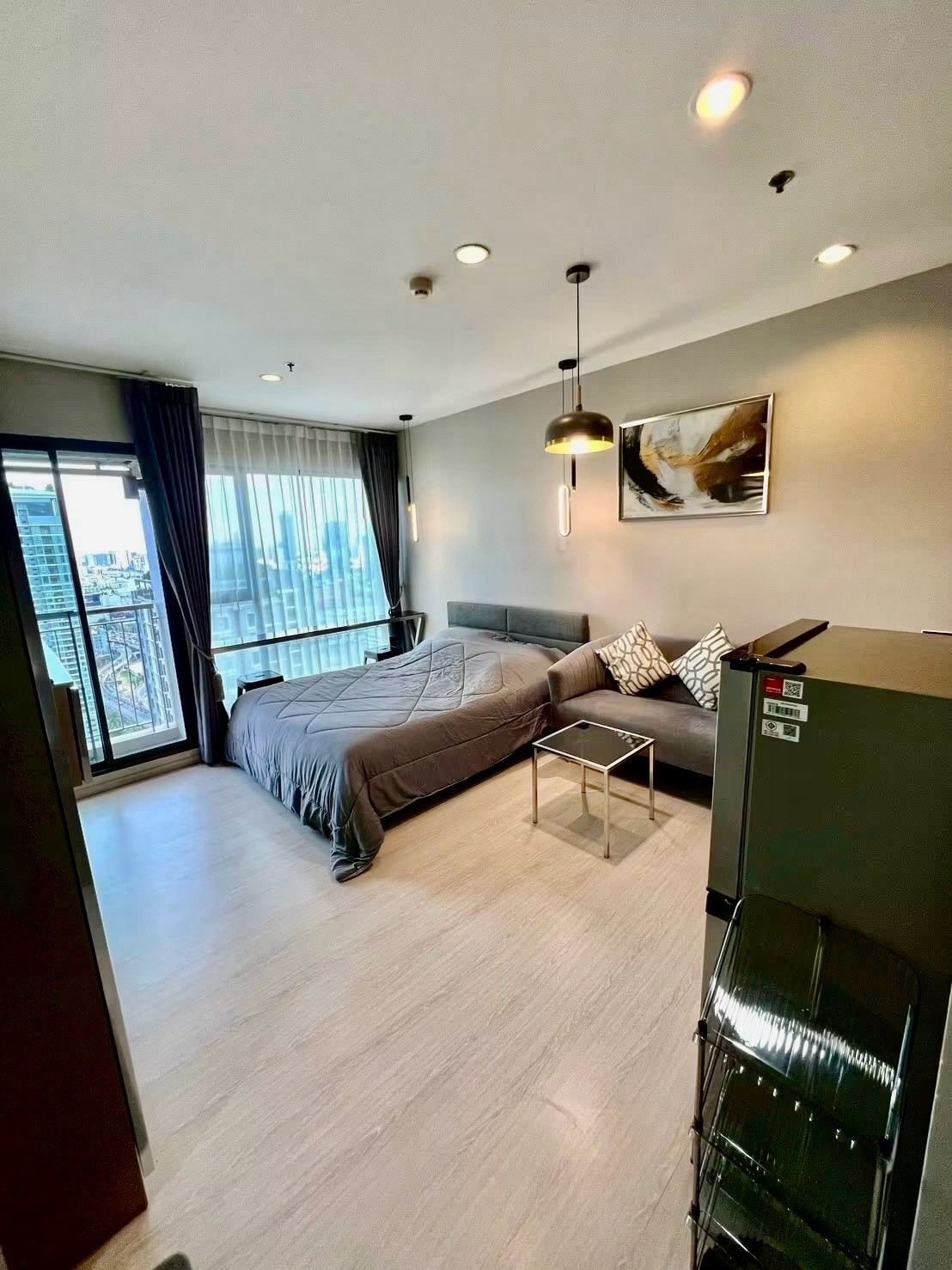 ✅ For rent Rhythm Asoke 1 💜 only 17,000 baht/month 🚆 near MRT Rama 9 about 300 m. ✅ For rent Rhythm Asoke 1 💜 only 17,000 baht/month 🚆 near MRT Rama 9 about 300 m.