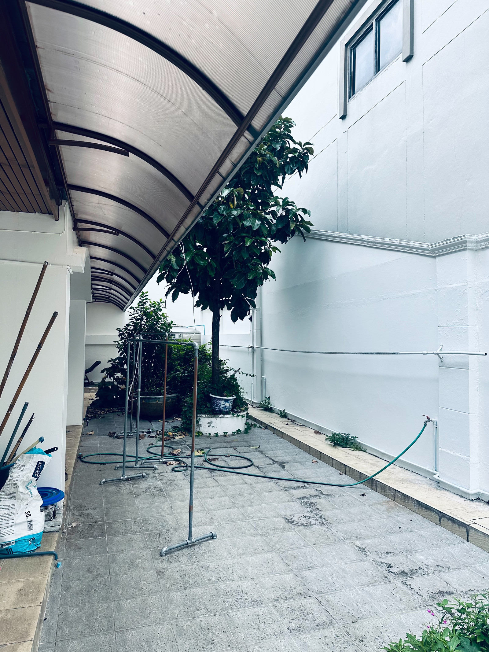 ให้เช่าบ้านเดี่ยว 2 ชั้น รีโนเวทใหม่ทั้งหลัง ทำเลดีใกล้MRTห้วยขวาง ถนนประชาราษฎร์บำเพ็ญ แอร์4เครื่อง เฟอร์นิเจอร์ตามรูป มี5ห้องนอน 4ห้องน้ำ 1ห้องแม่บ้าน ราคาเช่า80,000บาท/เดือน – รูปที่ 2