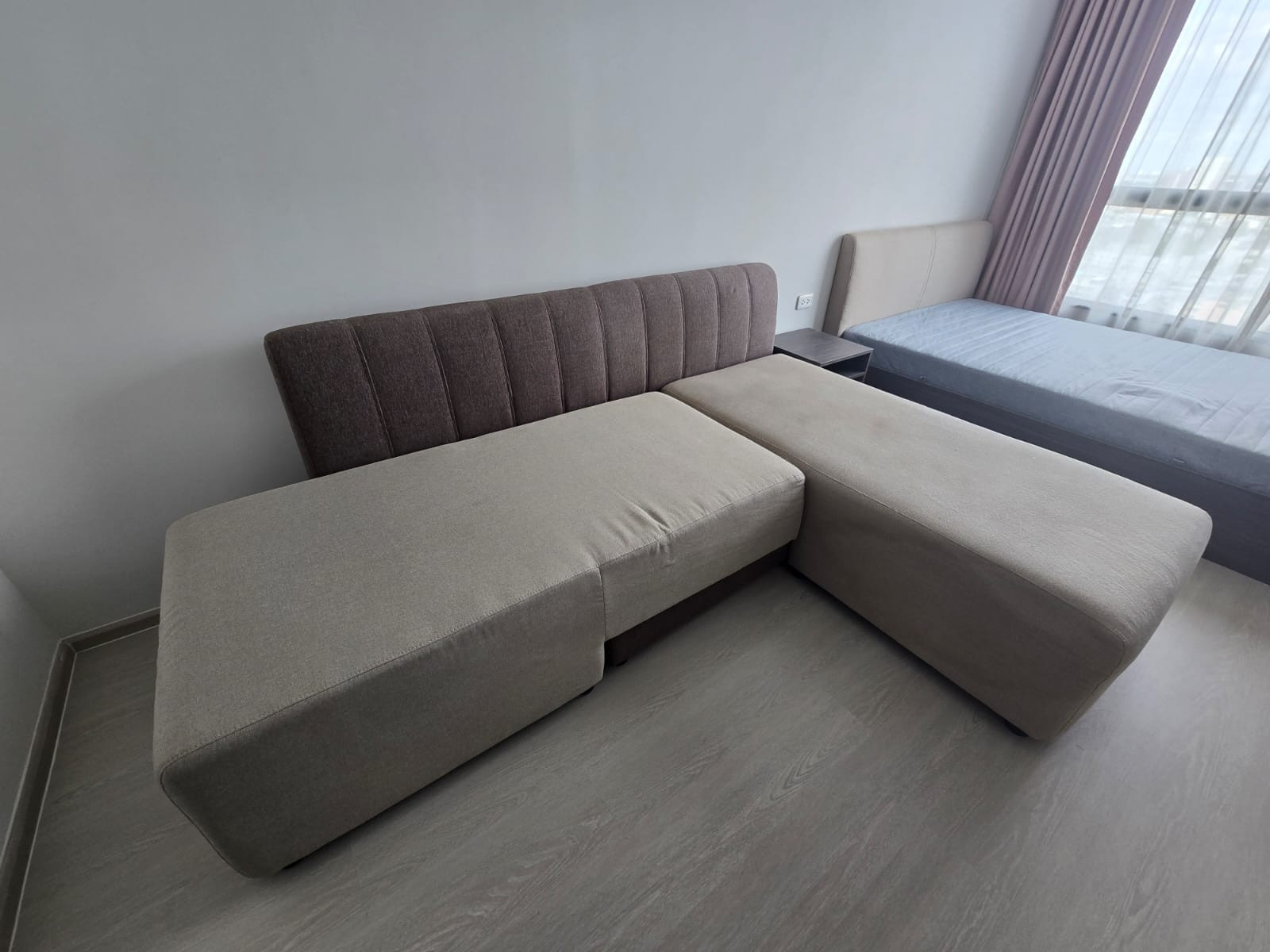 The keys are in our hands and we take care the unit — Available for immediate move-in. – รูปที่ 2