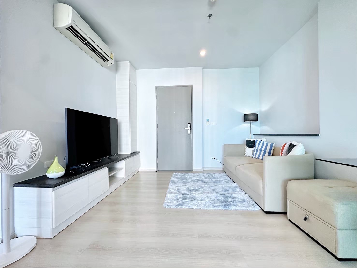 ให้เช่า Life ratchadapisek Condo  16,000/ 40 ตรม  – รูปที่ 2