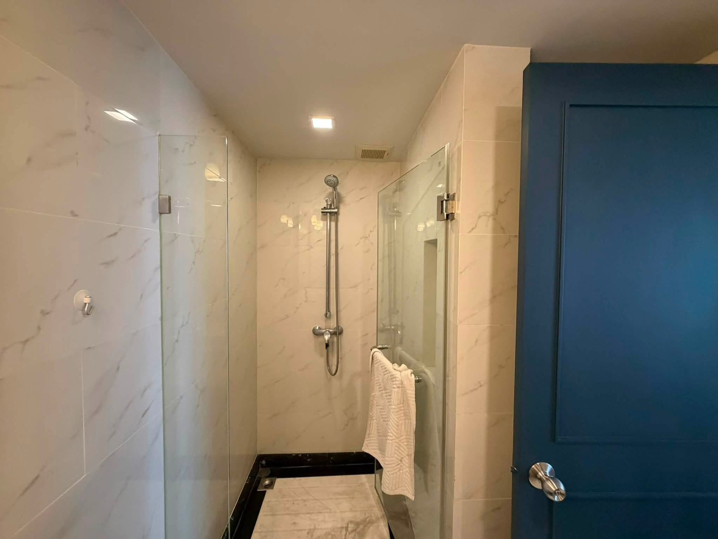 🐱🐶 ห้ามพลาด! Pet Friendly ราคาดีที่สุดในตึก  Maestro 01 Sathorn - Yen Akat 3 Bed 3 Bath 138.26 sqm 80,000 ติดต่อ 0968623850 – รูปที่ 4
