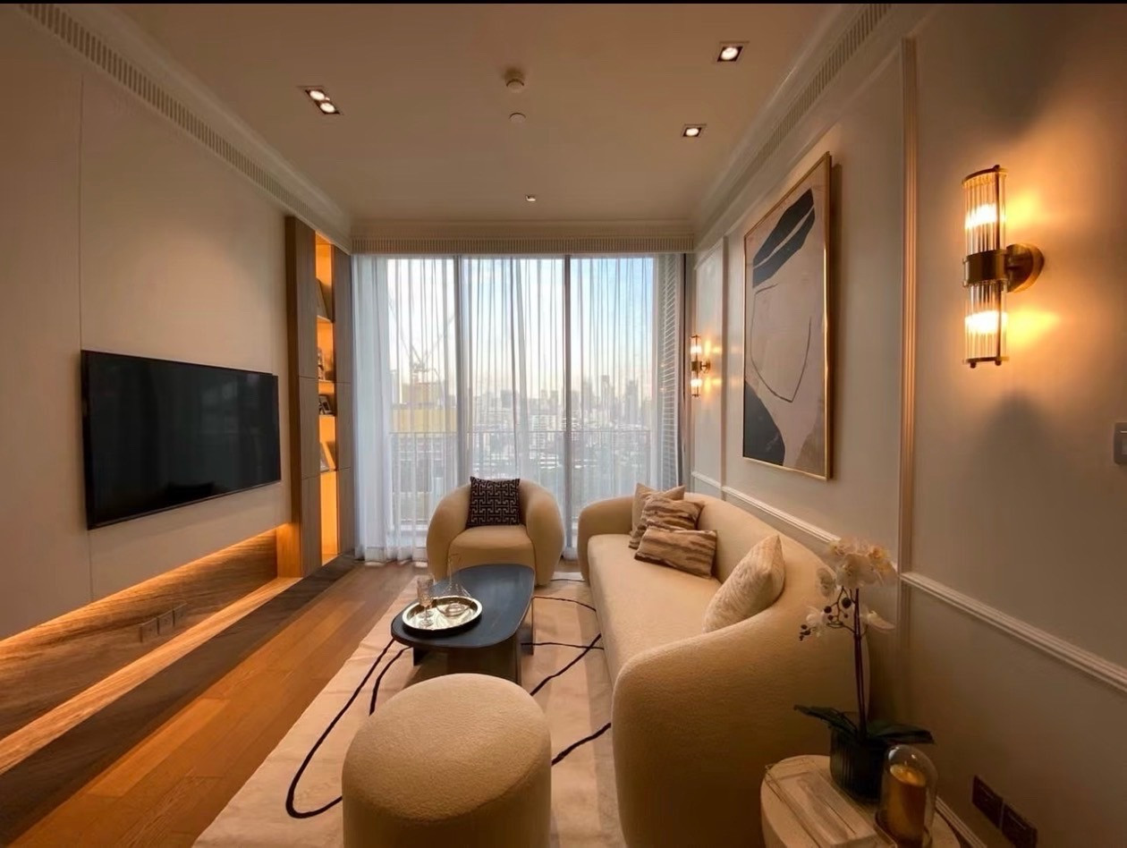 💎 หรูหราระดับลักซ์ชัวรี่ ใจกลางชิดลม! ใกล้เซ็นทรัลเพียง 180 ม. / Ultra-Luxury in the heart of Chidlom! 💎 📍 28 Chidlom by SC Asset(โซน The Villa Building หรูหรา เป็นส่วนตัว)ว่างพร้อมเช่า (Available) 📞 Call: 092-461-6989 
