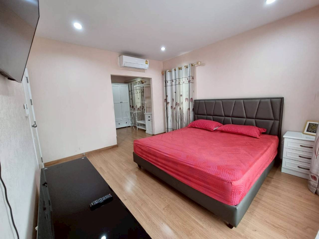 ⚡ Rare Item! Passorn Prestige Pattanakarn 38 3 Bed 2 Bath 140 sqm 40,000 ติดต่อ 0968623850 ⚡ – รูปที่ 4