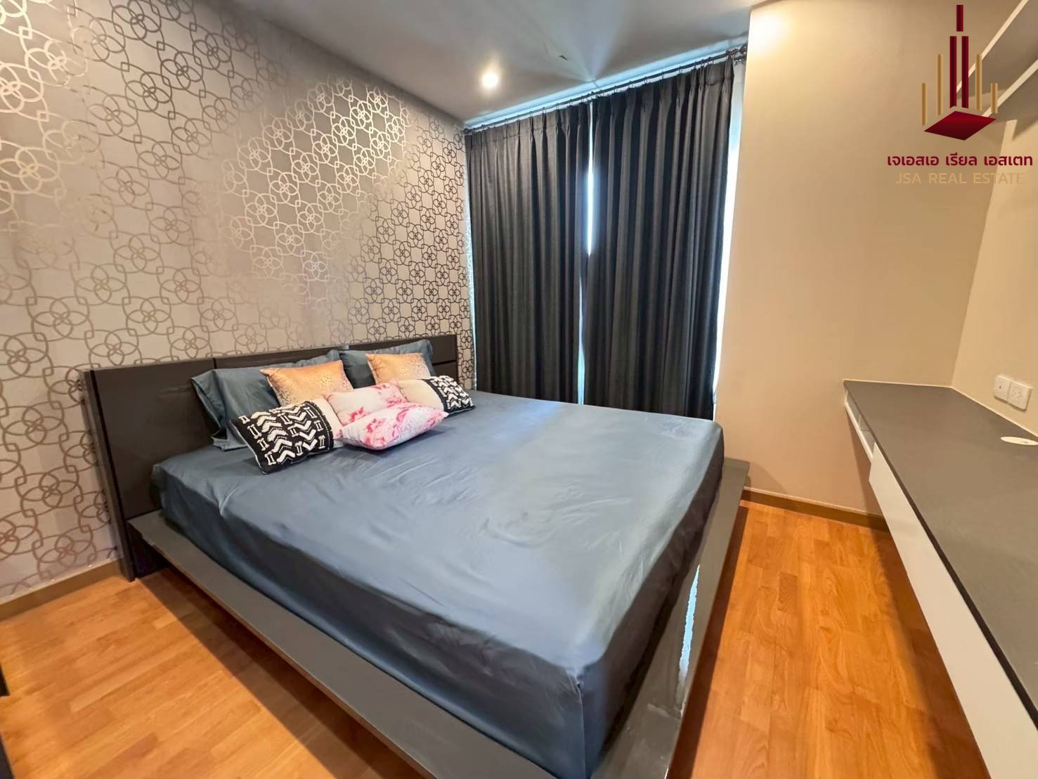 ✨ For Rent: The President Petchkasem - Bangkhae Condo ✨ 💰 Only 17,000 THB/month