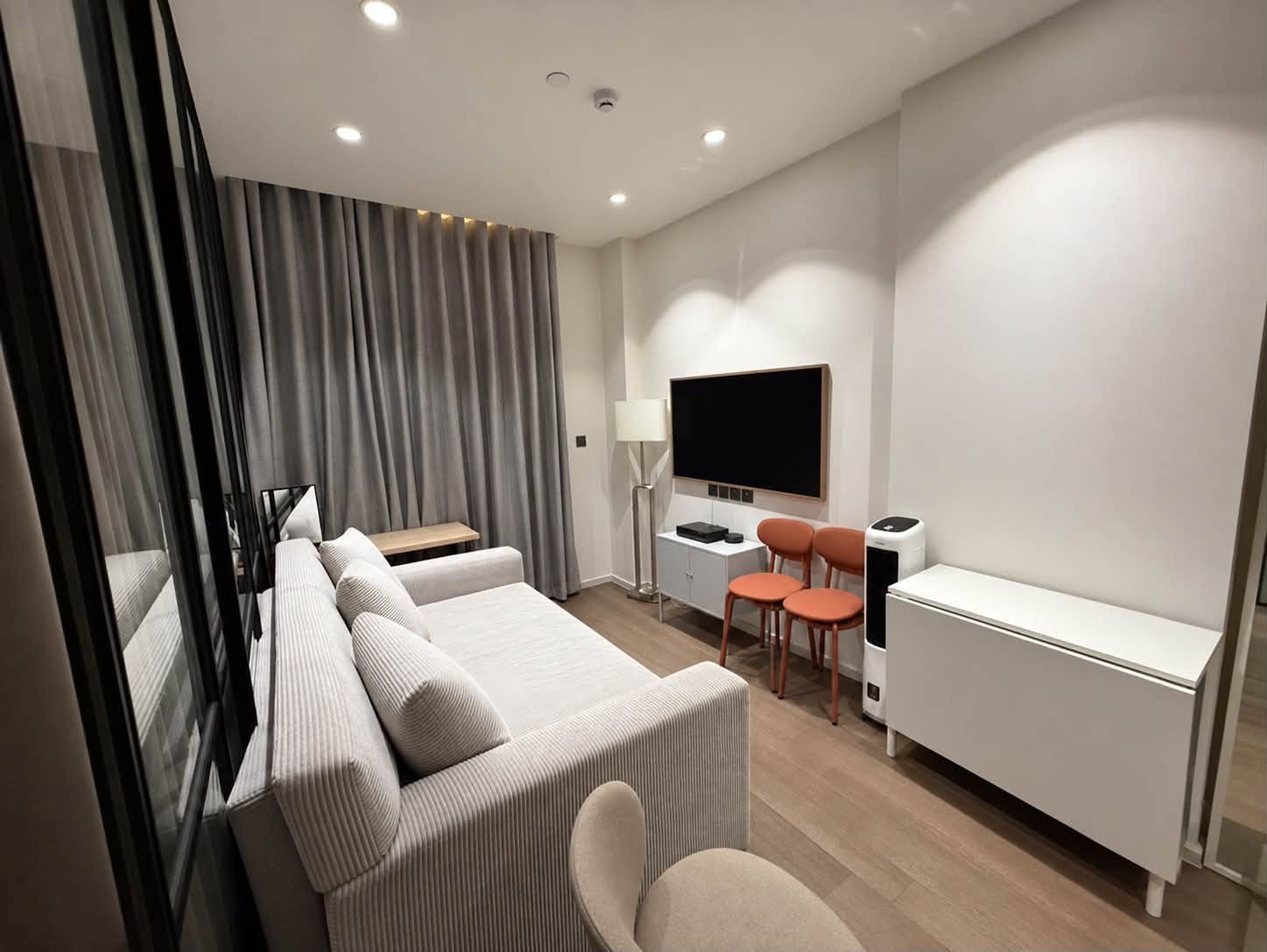 🔥SUPER DEAL🔥ห้องว่าง🔥ให้เช่าคอนโด MUNIQ Sukhumvit 23 ราคา 45,000 บาท/เดือน UP-0454