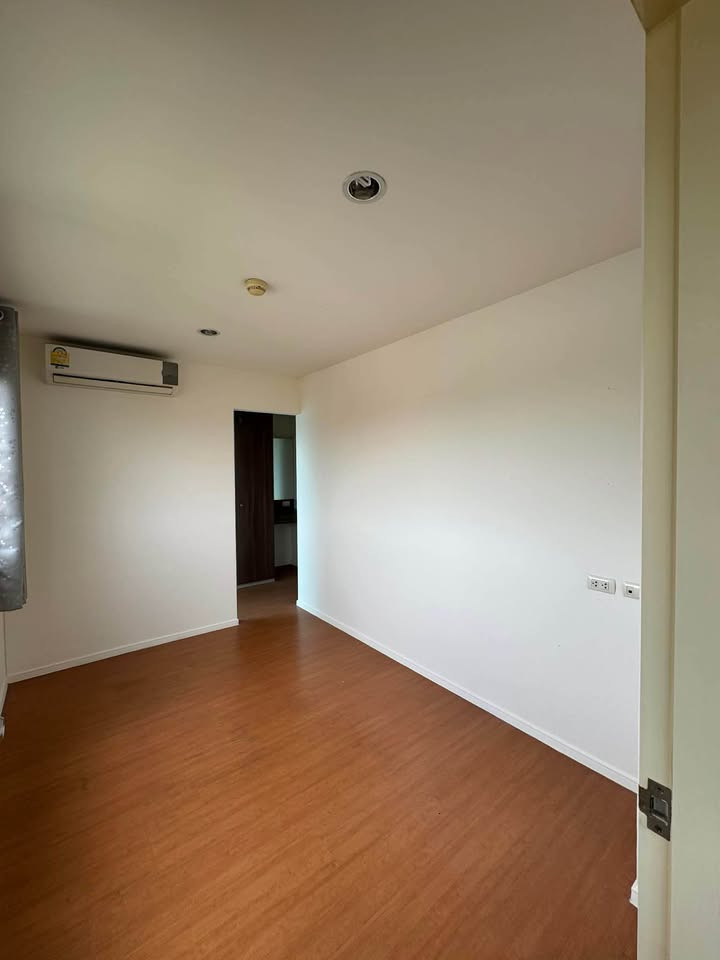 🏡 **FOR SALE – Lumpini Condo Town Ramintra-Lat Pla Khao 2 