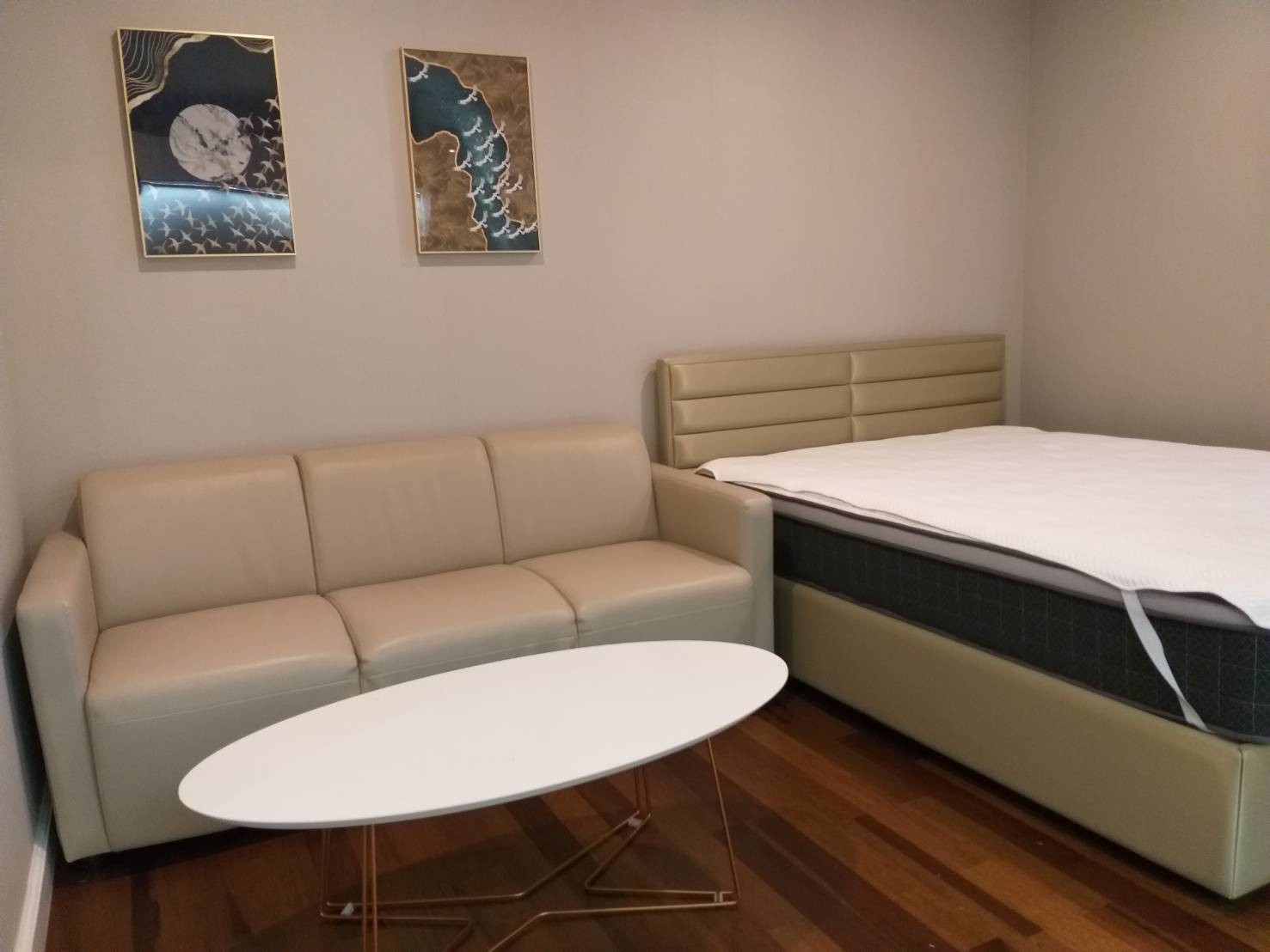 ***For rent, The Metropolis Samrong Condominium (next to BTS Samrong), studio, 1 bathroom, 28 sq m, 15th floor, Building A, fully furnished, ready to move in, rent 10,000 baht/month.