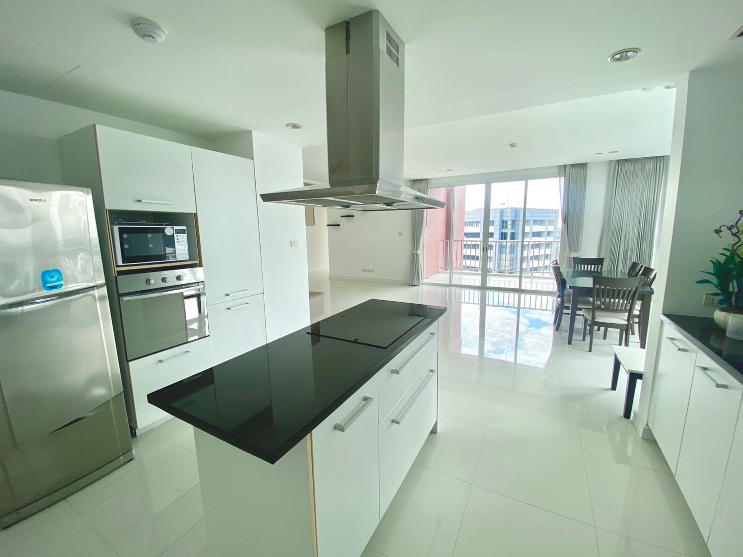 🔥 Hot Deal! Fullerton 3 Bed 3 Bath 172 sqm 95,000 Call 0968623850 🔥 🔥 Hot Deal! Fullerton 3 Bed 3 Bath 172 sqm 95,000 Call 0968623850 🔥