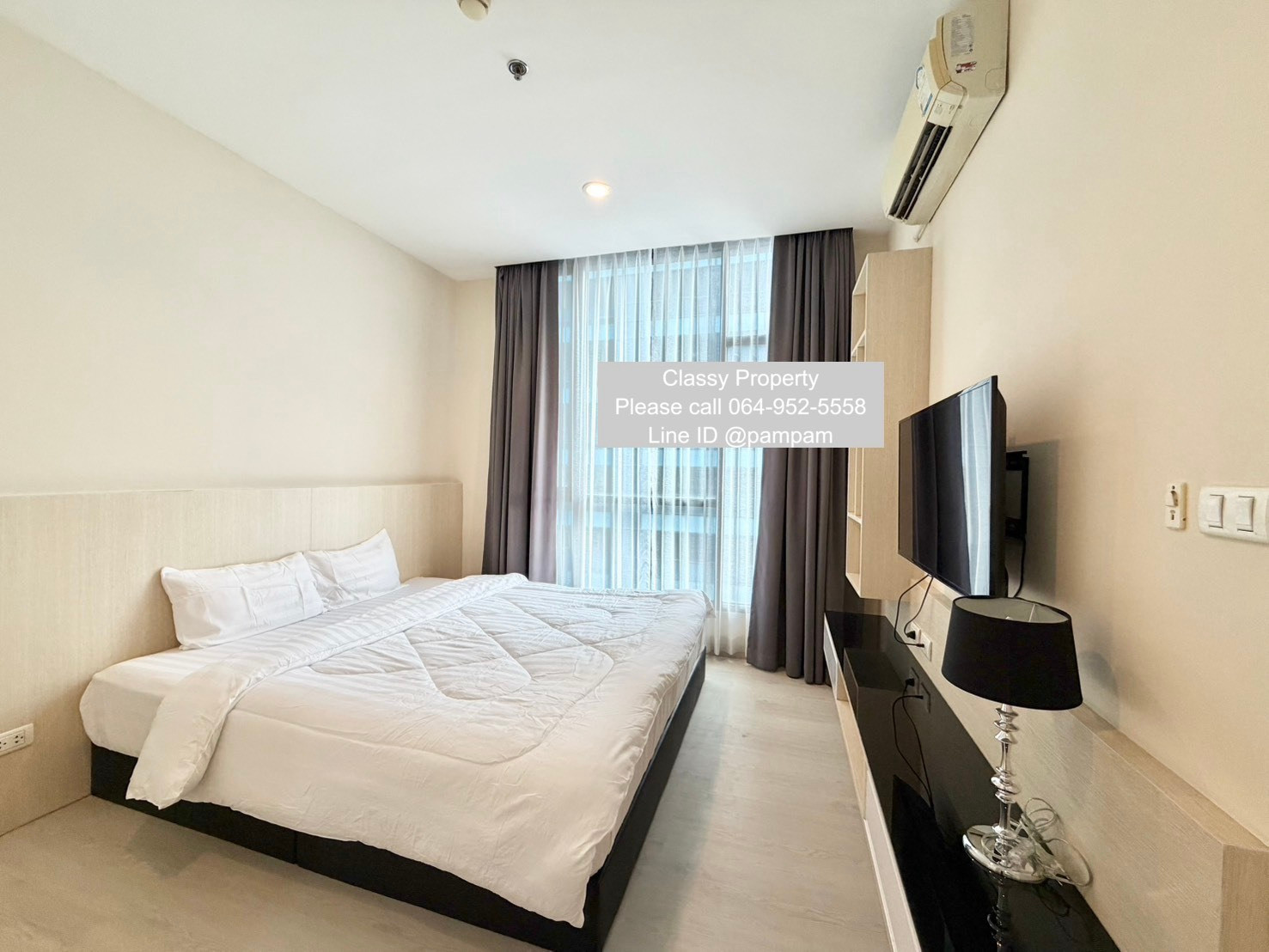 *** Condo for rent : Up Ekamai  1 Big Bedroom Fully furnished ***