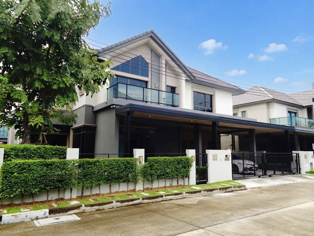 🚩 Luxurious detached house, Bangkok Boulevard Ramintra-Serithai 2, fully decorated, worth over 7 million baht.