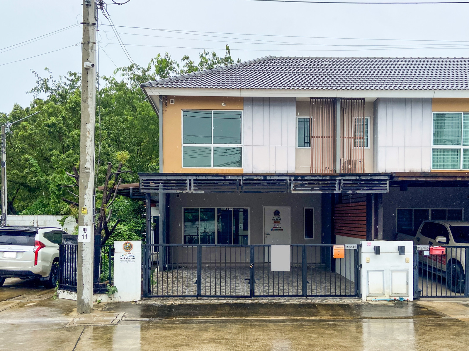 🏠ขายทาวน์โฮม 2 ชั้น เดอะ คอนเนค พระราม 5 - นครอินทร์ | ที่ดิน 31.7 ตร.วา พื้นที่ 102.6 ตรม. | ติดถนนเมนขายเพียง 3.5 mb✨ 🏠ขายทาวน์โฮม 2 ชั้น เดอะ คอนเนค พระราม 5 - นครอินทร์ | ที่ดิน 31.7 ตร.วา พื้นที่ 102.6 ตรม. | ติดถนนเมนขายเพียง 3.5 mb✨