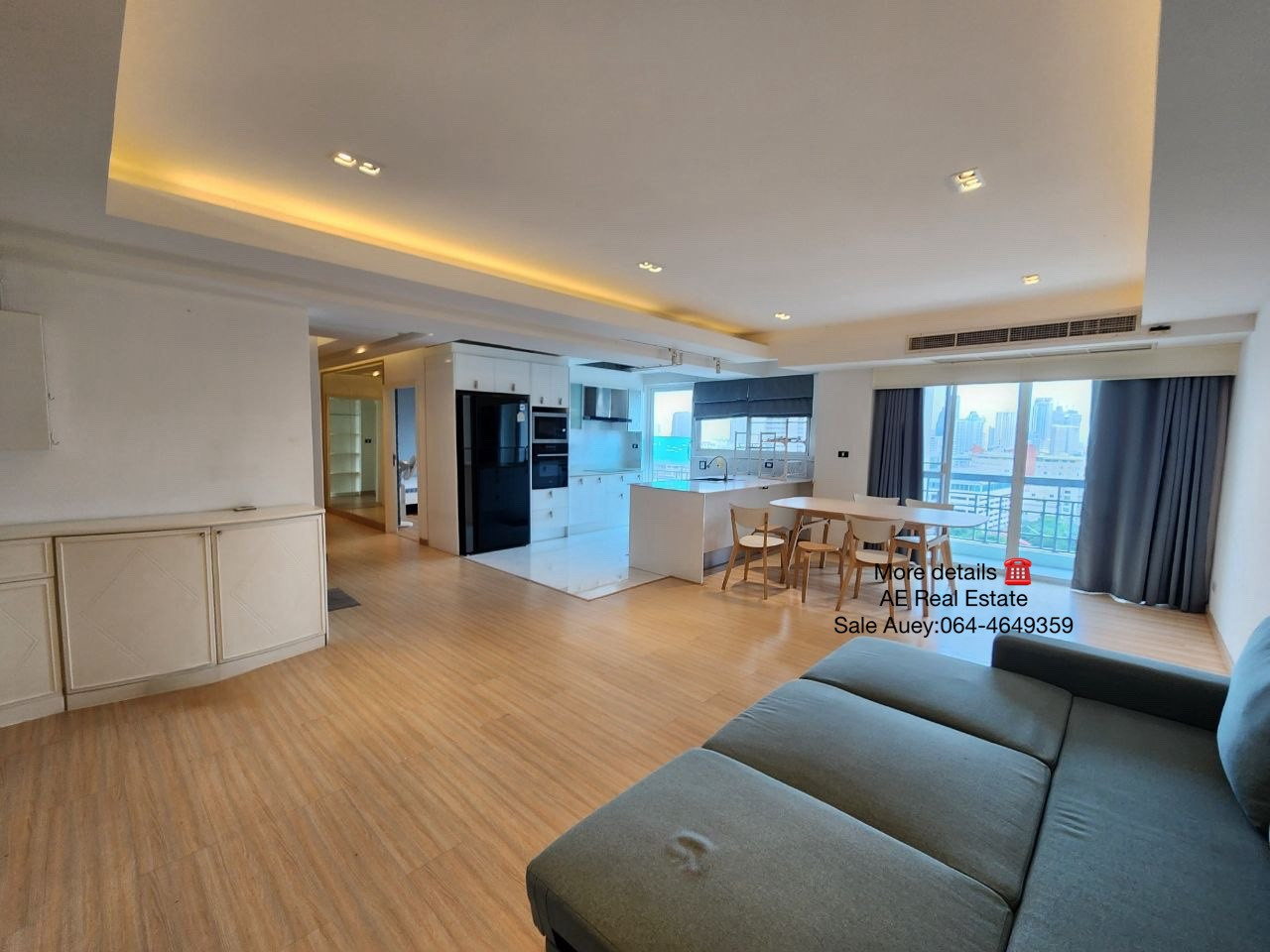 Hot Deal - 15 MB ( SELL) High Floor 3 bed 135 Sqm @BTS PhromPhong