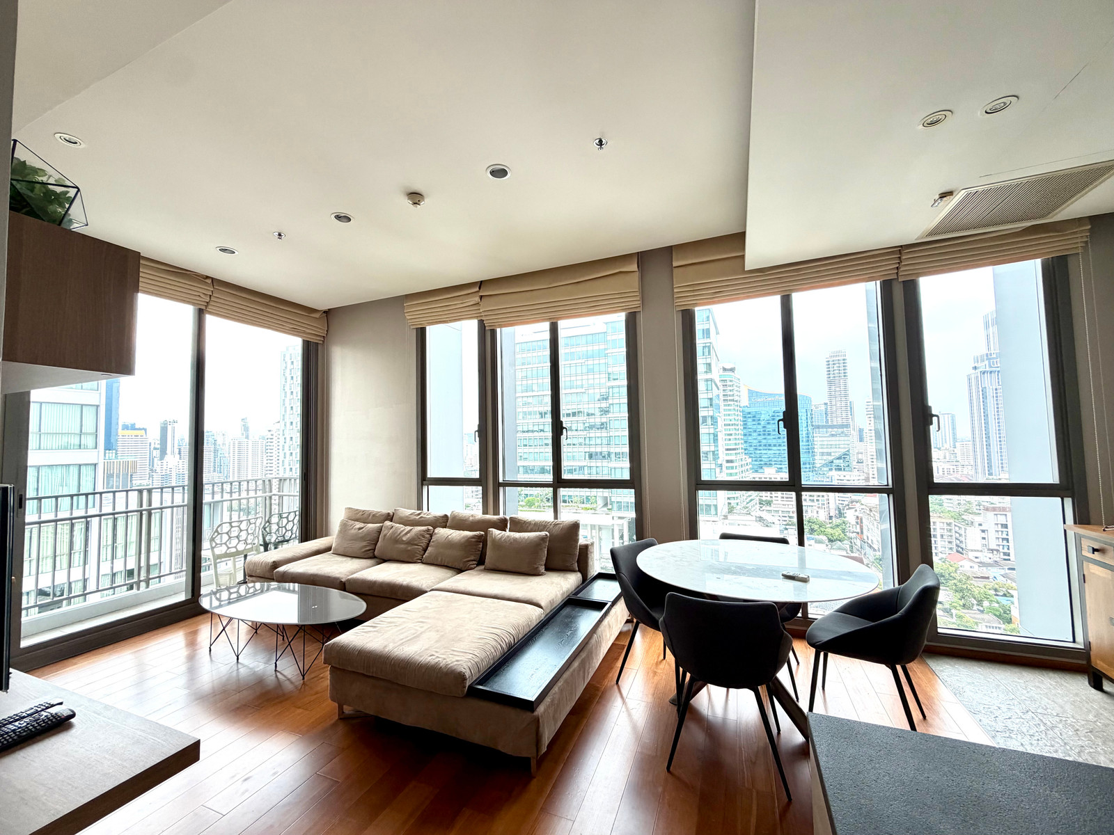 ให้เช่าห้องใหม่ราคาดีมาก Quattro Thonglor 2นอน 85 ตรม เพียง 50,000 ต่อ/เดือน – รูปที่ 3