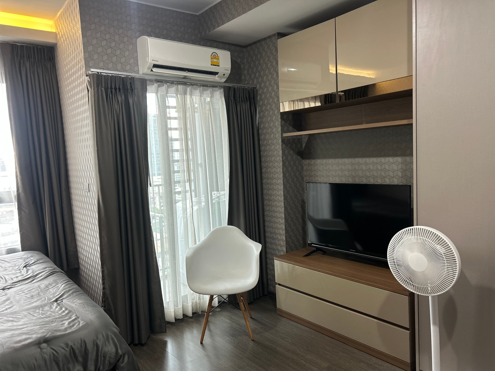 Unit Available at IDEO Sukhumvit 93 Multiple units available—prices negotiable! Unit Available at IDEO Sukhumvit 93 Multiple units available—prices negotiable!