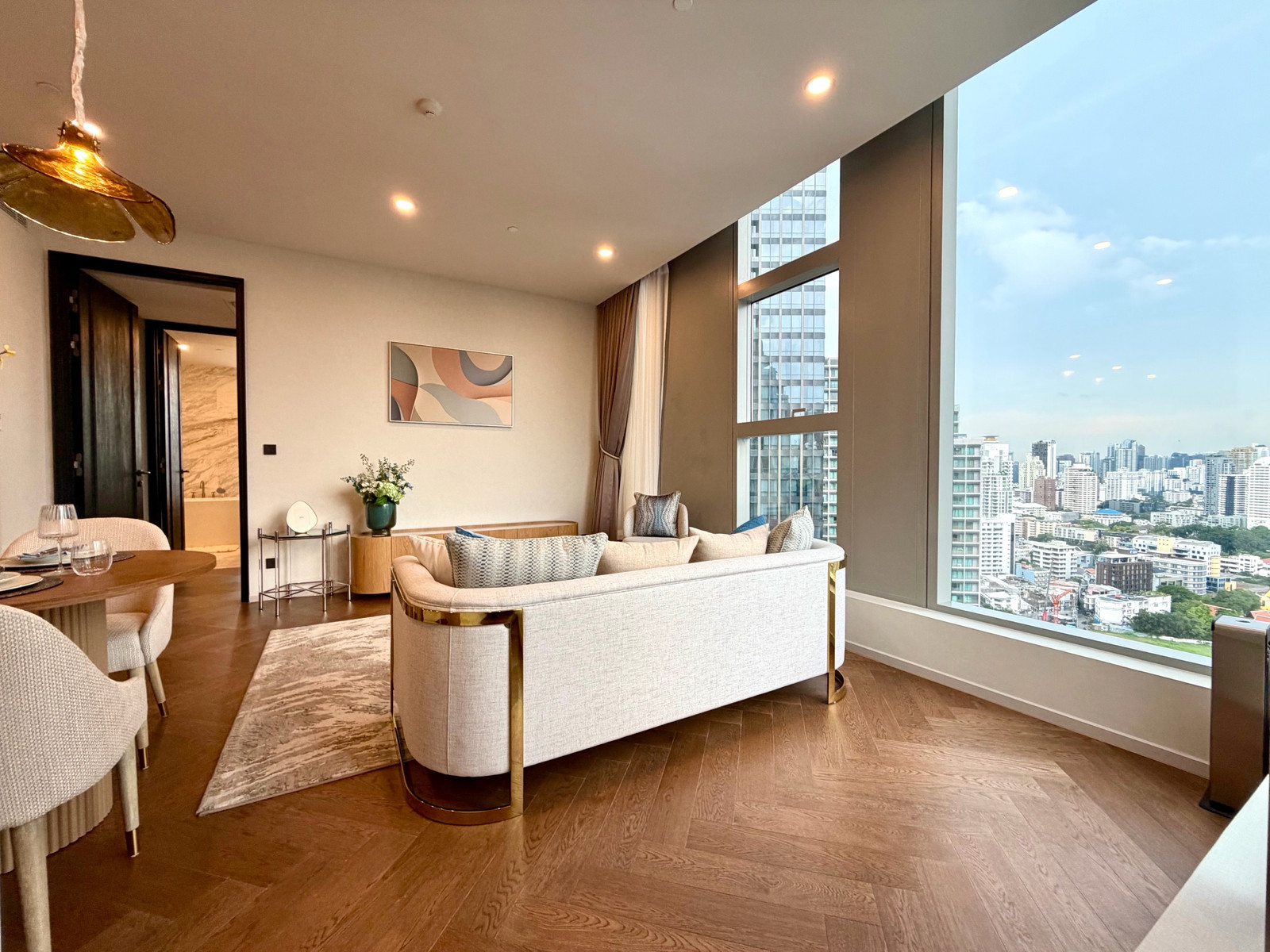 2 Bed 2 Bath Special Price Discount 10mb Please Contact 0946503223 2 Bed 2 Bath Special Price Discount 10mb Please Contact 0946503223