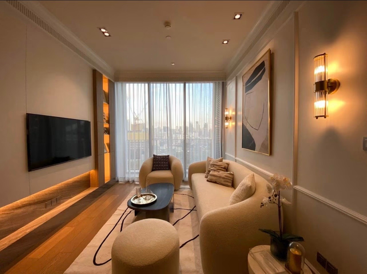 Luxury - 28 Chidlom by SC Asset-1-Bedroom,58 sqm,14th Floor Luxury - 28 Chidlom by SC Asset-1-Bedroom,58 sqm,14th Floor