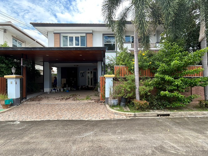 Single house for rent in Ratchaphruek area, Nonthaburi, Casa Grand Village, large single house, built-in, has air conditioning. Single house for rent in Ratchaphruek area, Nonthaburi, Casa Grand Village, large single house, built-in, has air conditioning.