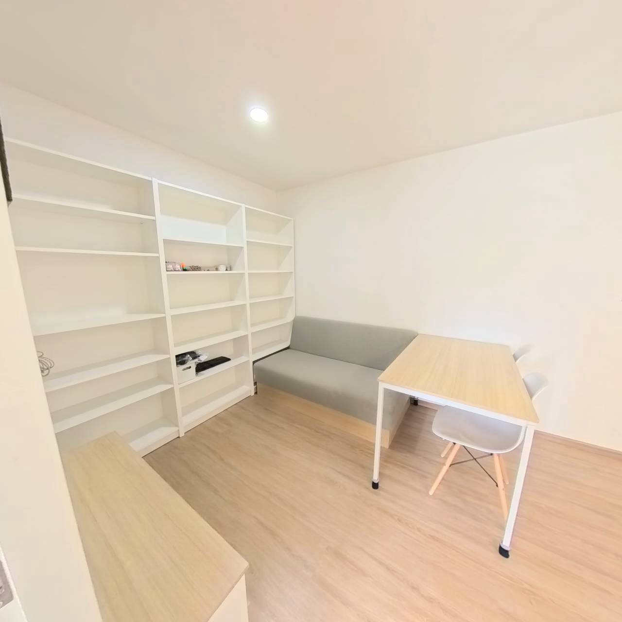 ขายคอนโด เสนา คิทท์ BTS สะพานใหม่ ห้องมุม 2 ห้องนอน ใกล้ BTS สายหยุด เพียงประมาณ 8 นาที ขายคอนโด เสนา คิทท์ BTS สะพานใหม่ ห้องมุม 2 ห้องนอน ใกล้ BTS สายหยุด เพียงประมาณ 8 นาที