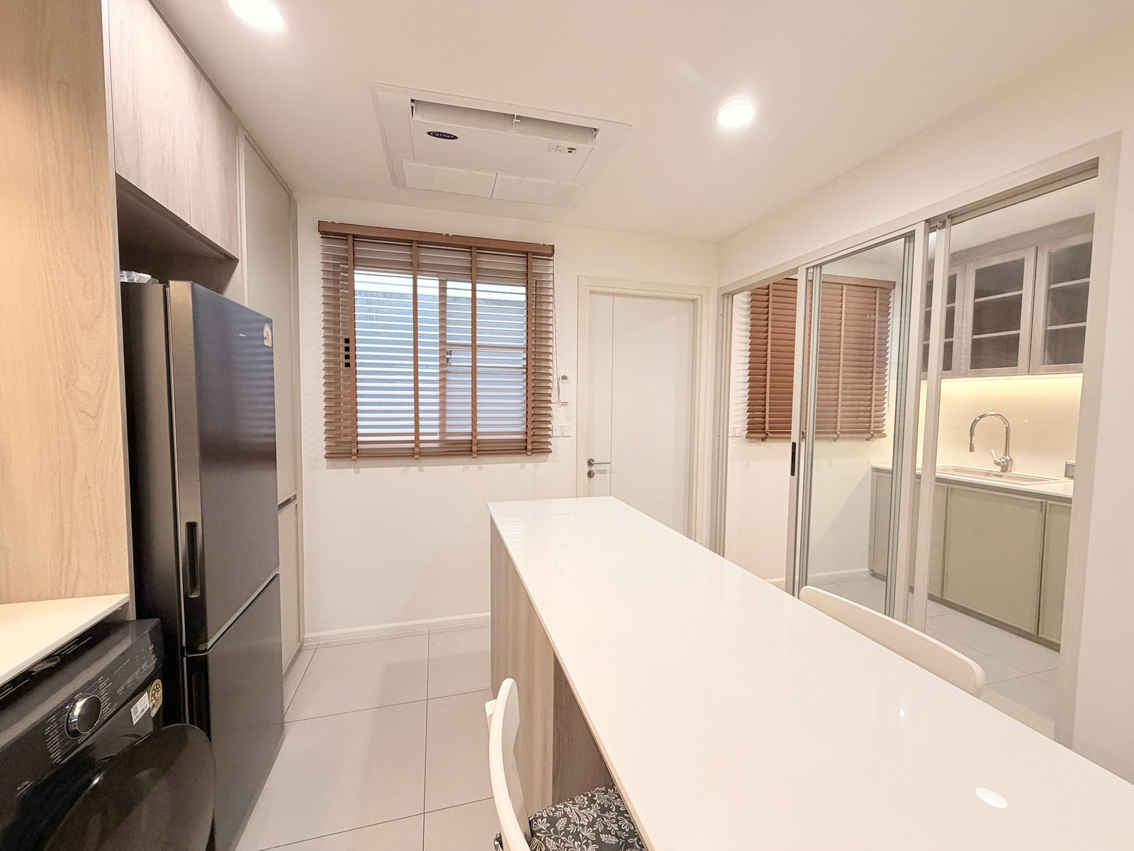 ทาวน์โฮมให้เช่า Nue Verse Krungthep Kreetha - 3 ห้องนอน – รูปที่ 3