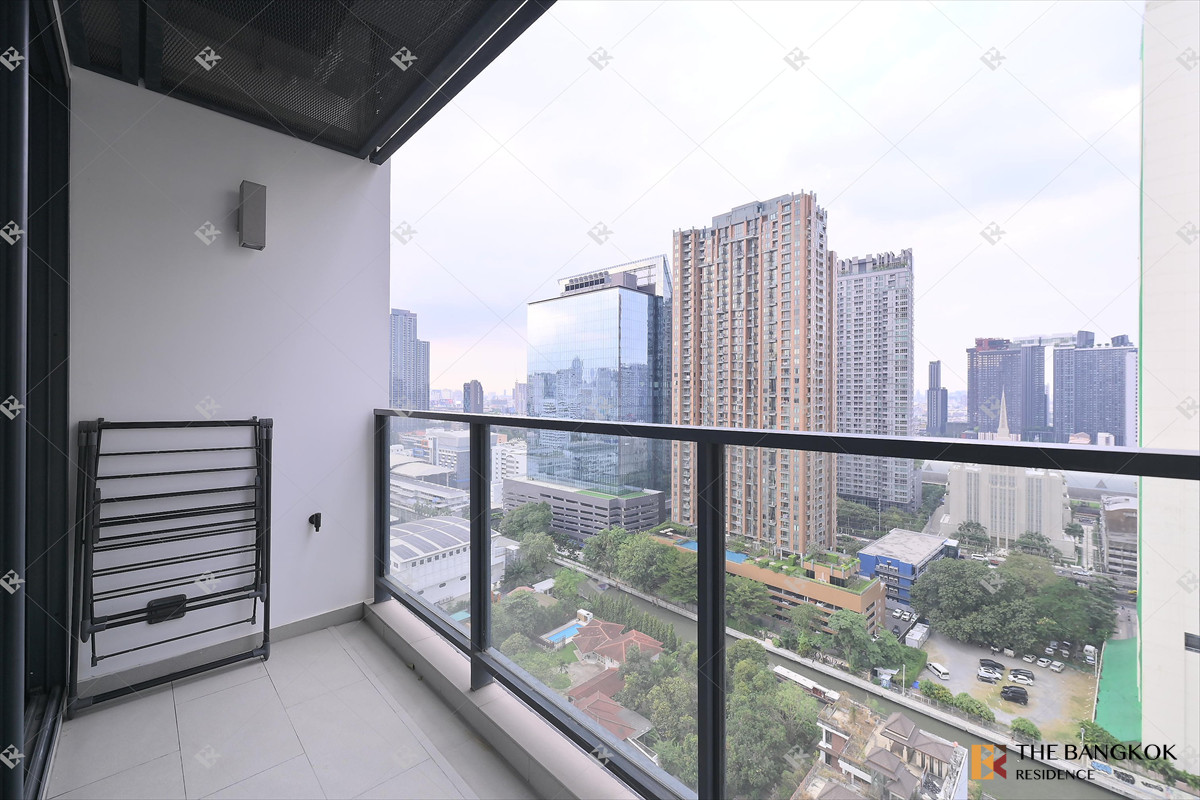 🔥(𝐅𝐨𝐫 𝐑𝐞𝐧𝐭) The Lofts Asoke🔥📞Call 065-824-2382 : ป๋อง(Paul)