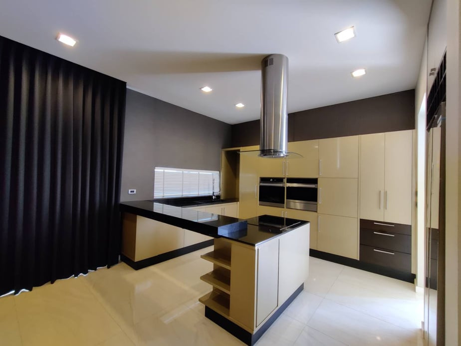 ขาย บ้าน Private Nirvana Residence เลียบด่วนเอกมัย-รามอินทรา เนื้อที่ 64 ตร.ว. 440 ตร.ม. 3 นอน 5 น้ำ มีลิฟท์ เงียบสงบปลอดภัย ใกล้ศูนย์การค้าและสิ่งอำนวยความสะดวกครบวงจร – รูปที่ 4