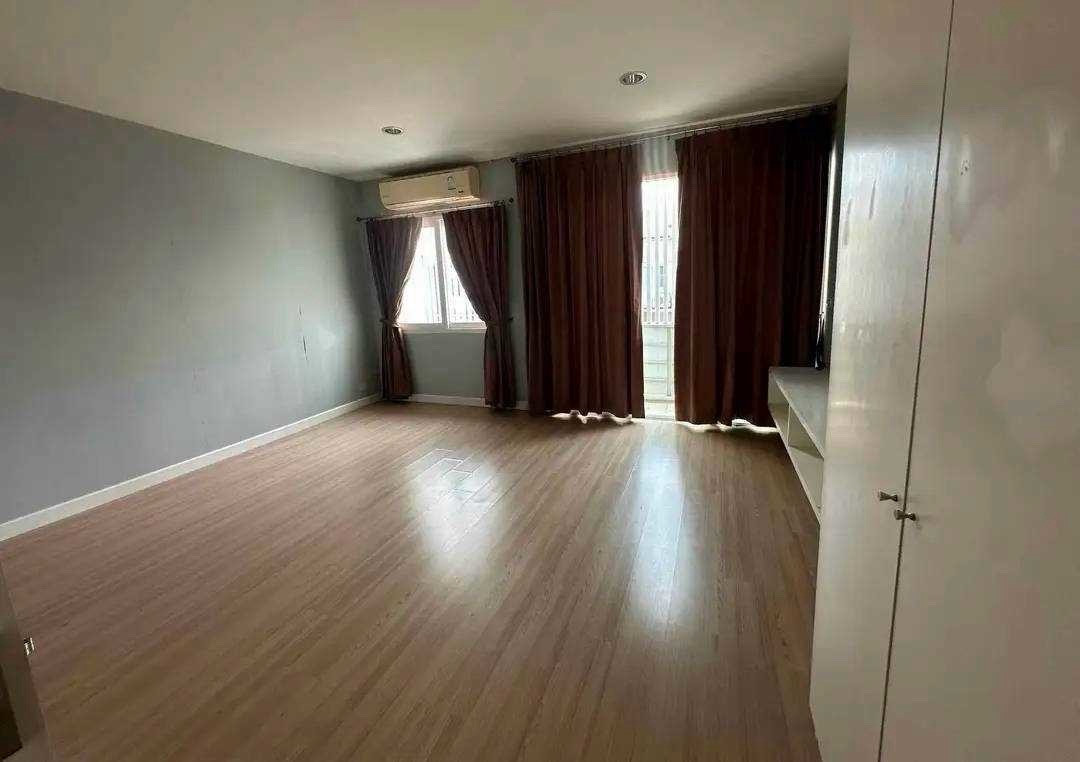 ให้เช่า Townhome กรีนิชรามอินทรา 🚇🧑🏼‍🎄💯  聯排別墅出租：格林威治拉明特拉 (Greenwich Ramintra) – รูปที่ 4