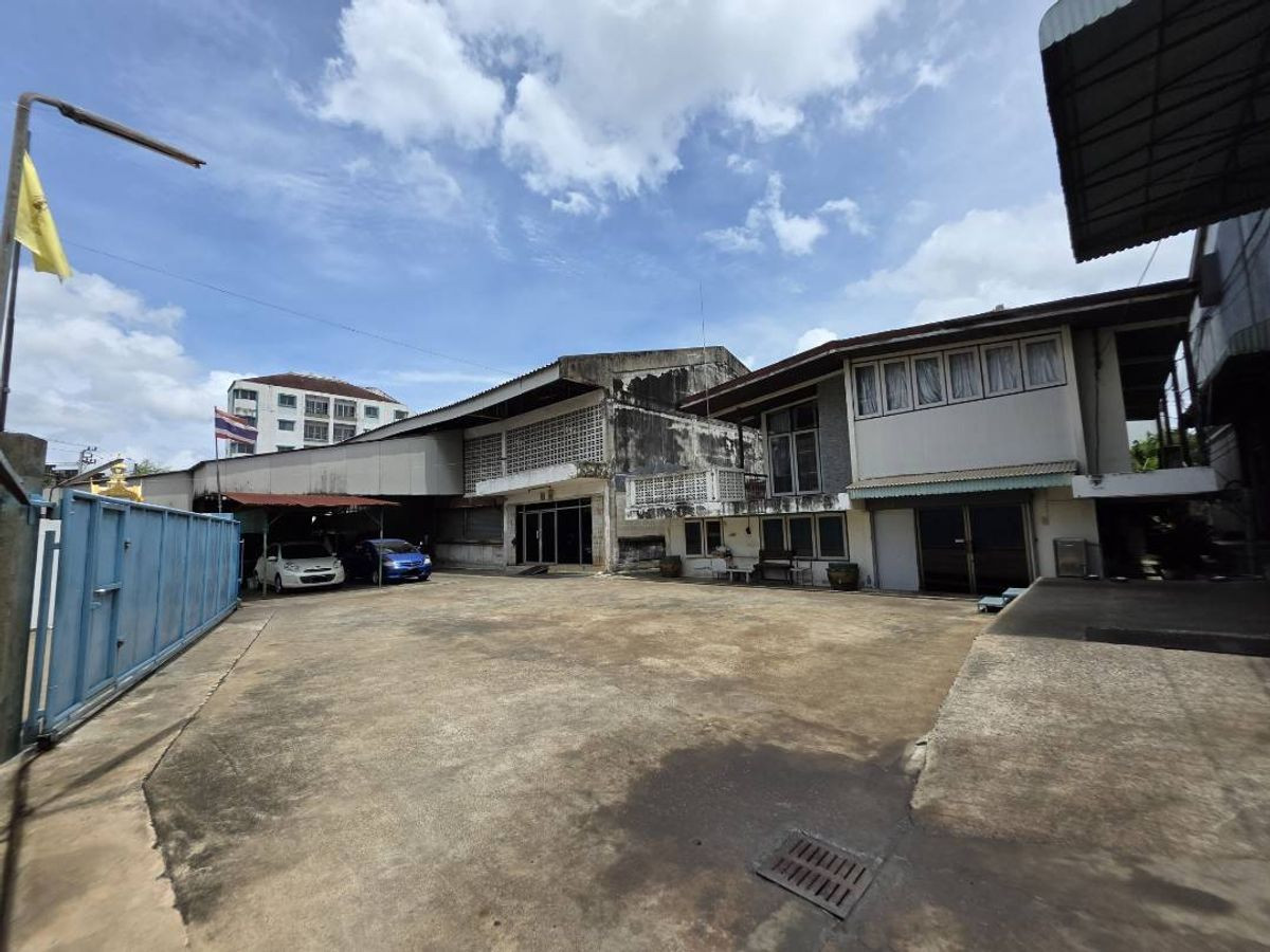 ขายโกดังขนาดใหญ่ พร้อมบ้านเดี่ยว ซ.วชิรธรรมสาธิต 18 บางนา ทำเลศักยภาพ ใกล้ BTS อุดมสุข   – รูปที่ 3