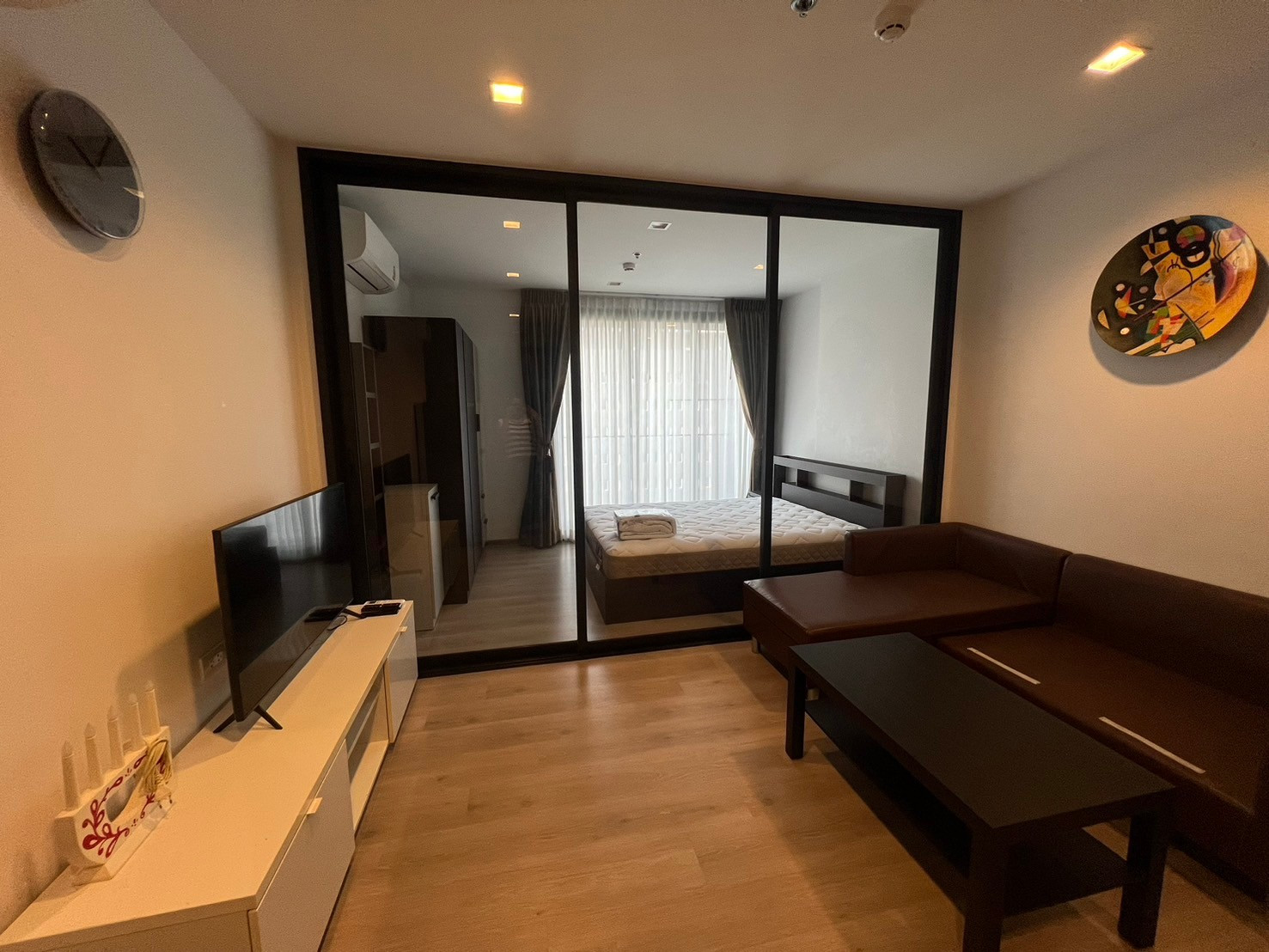 Condo (for rent)🔥 The Line Phahonyothin Park B, near BTS &amp; MRT, easy travel, extremely convenient ▪️ 1 bedroom | 1 bathroom | 32.5 sq m.