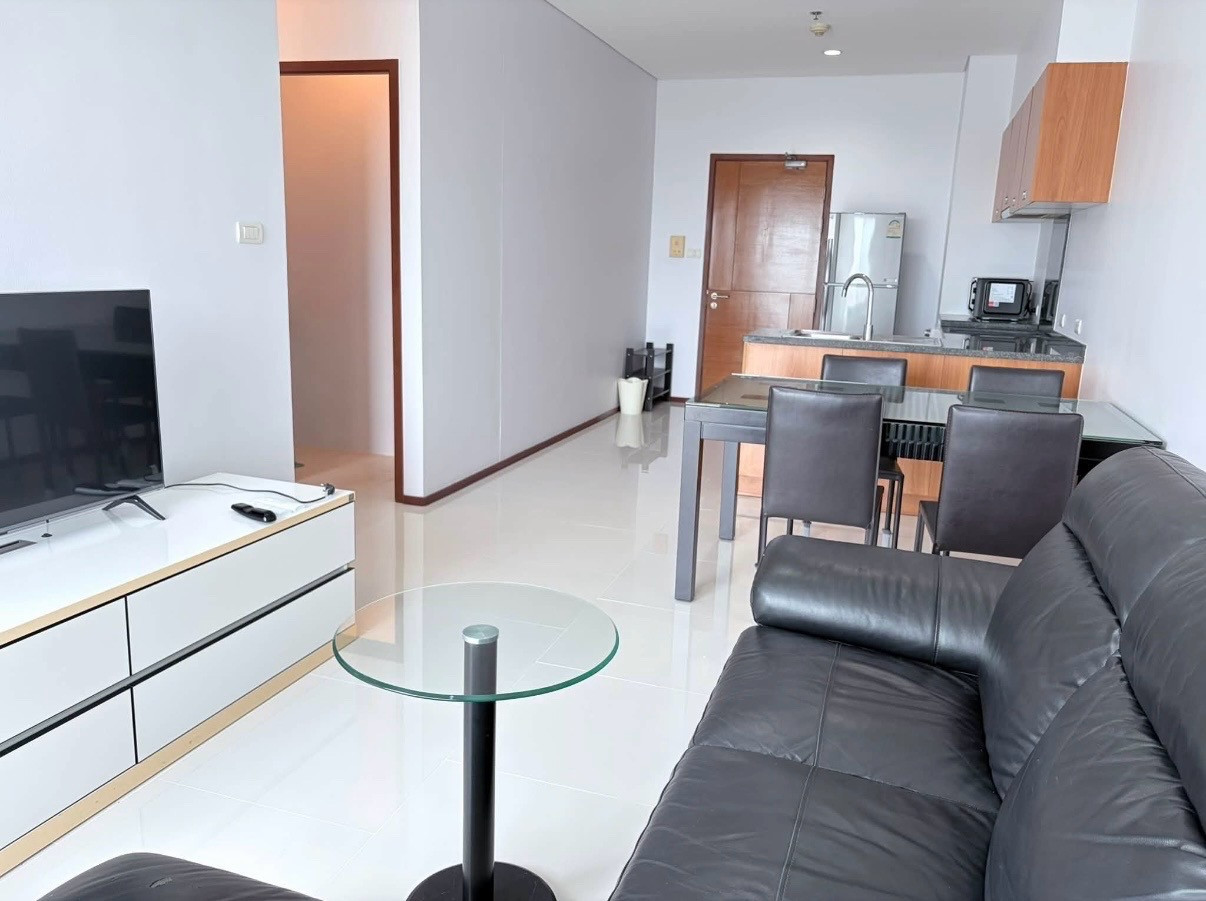For Rent : Villa Sathon (ติด Bts กรุงธนบุรี)