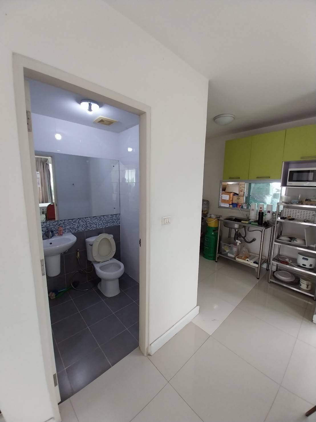 Townhome for sale, Town Plus Thepharak, 3 floors, corner unit, open view, good location, convenient travel. – รูปที่ 3