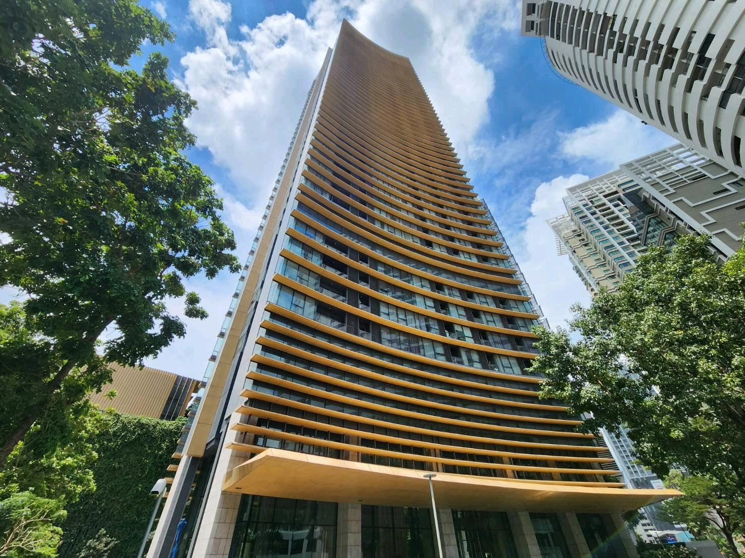 For Sale: The Lumpini 24 | Sukhumvit 24 For Sale: The Lumpini 24 | Sukhumvit 24