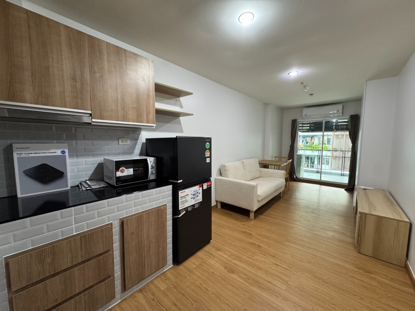 🔥 Spacious 52 sq.m. unit at a great price—only 19,000 Baht! Just 400 meters from BTS On Nut. 🔥 Spacious 52 sq.m. unit at a great price—only 19,000 Baht! Just 400 meters from BTS On Nut.