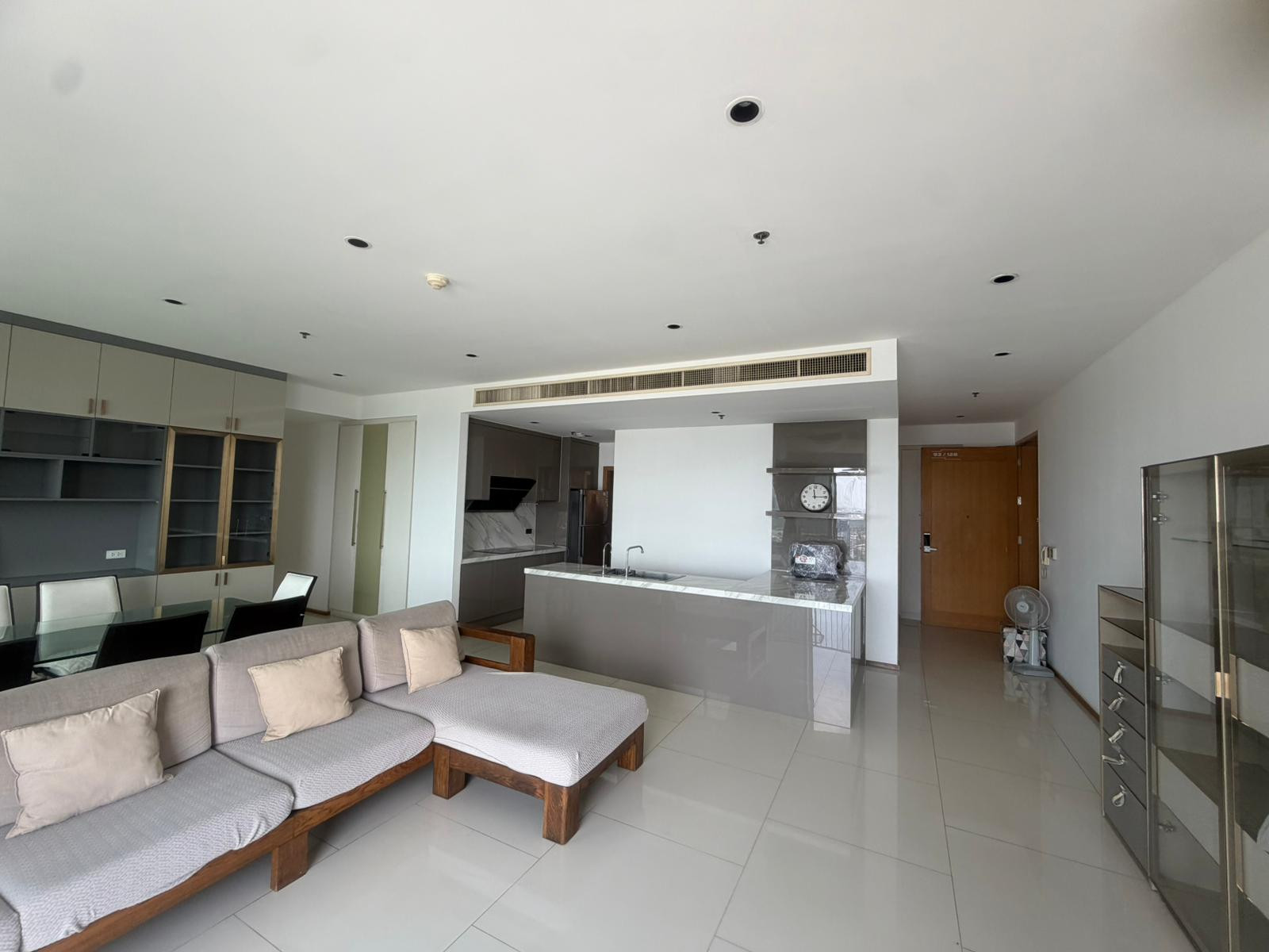 ⚡ ว่างแล้วห้องสวยมาก The Emporio Place 3 Bed 4 Bath 165 sqm 100,000 ติดต่อ 0968623850 ⚡  – รูปที่ 4