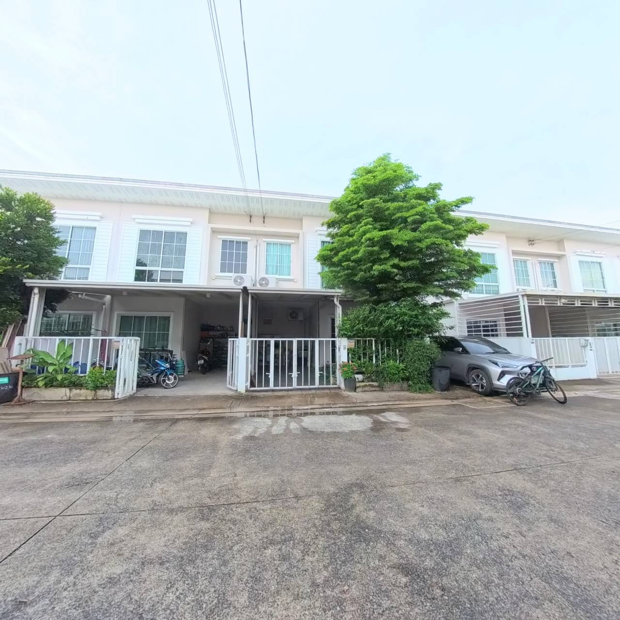 ขายบ้าน เสนาวีว่า รัตนาธิเบศร์ บางบัวทอง บ้านหลังมุม พื้นที่ใช้สอยคุ้มค่า เหมาะสำหรับครอบครัว ขายบ้าน เสนาวีว่า รัตนาธิเบศร์ บางบัวทอง บ้านหลังมุม พื้นที่ใช้สอยคุ้มค่า เหมาะสำหรับครอบครัว