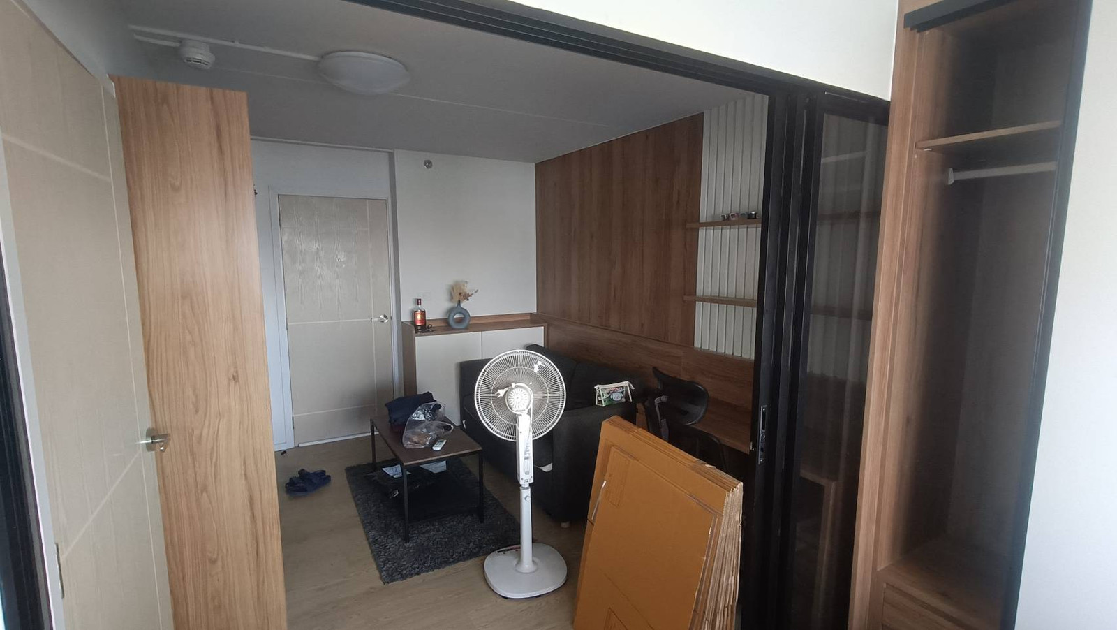 For sale, Mori Condominium, Muang Thong Thani, 15th floor room, high building view, school, fully decorated, minimalist style. – รูปที่ 4